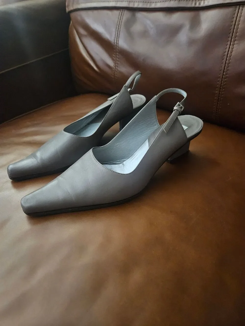 Bruno Magli Pumps Heels Grey Taupe Size 37 Gently Used